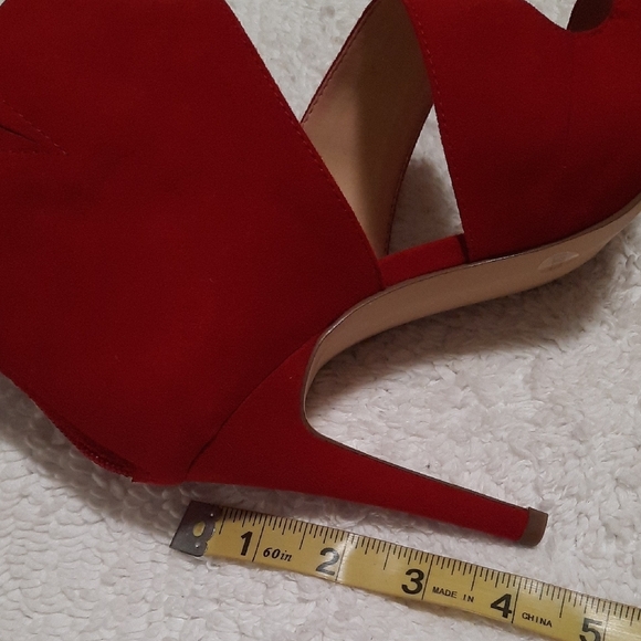 Jessica Simpson Strappy Red Heels - Picture 8 of 8